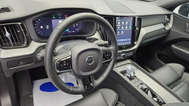 Volvo XC 60 B4 B Plus Dark aut ! Z Polskiego Salonu ! Faktura VAT ! Warszawa - zdjęcie 9