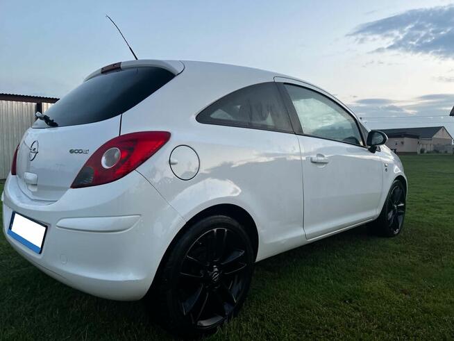 Opel corsa 1,2 benzyna limitowana wersja Brójce - zdjęcie 8
