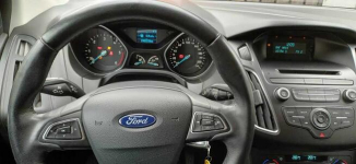 Ford Focus 2016 r, 1.5 120 km, Marki - zdjęcie 11