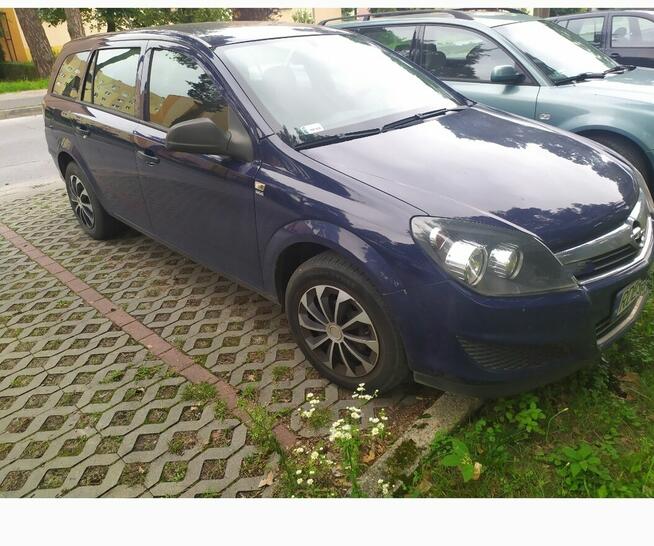 Opel Astra h 1.4 kombi +lpg Pustków-Osiedle - zdjęcie 2