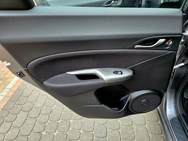 Honda Civic 1.8 140 KM Serwis Bezwypadek Bez Korozji Zagnańsk - zdjęcie 11