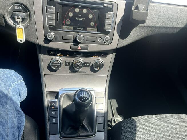 Volkswagen Passat 2.0 TDi 140 KM  I rej 2012 r Kobylnica - zdjęcie 12