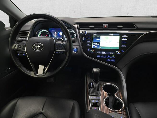 Toyota Camry Komorniki - zdjęcie 10