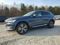 Volvo XC 60 / PLUG-IN / 4x4 / Niski przebieg /