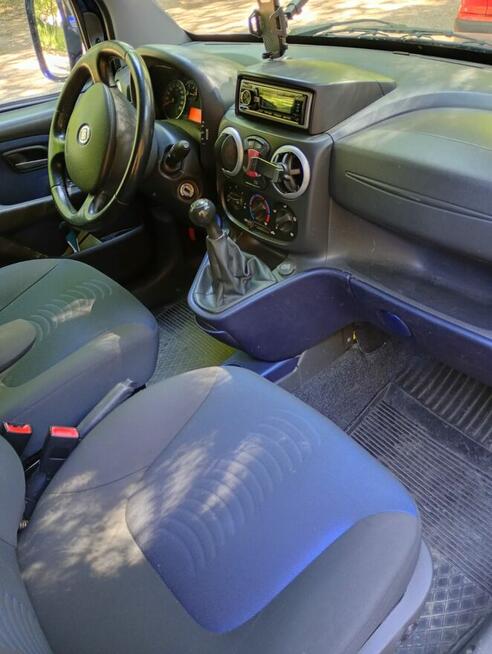 Sprzedam samochód Bielany - zdjęcie 1