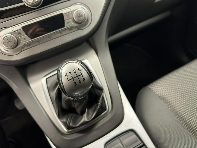 Ford Kuga 2.0 TDCI 140KM KeyLess Zadbany Po Opłatach Gwarancja Lubrza - zdjęcie 10