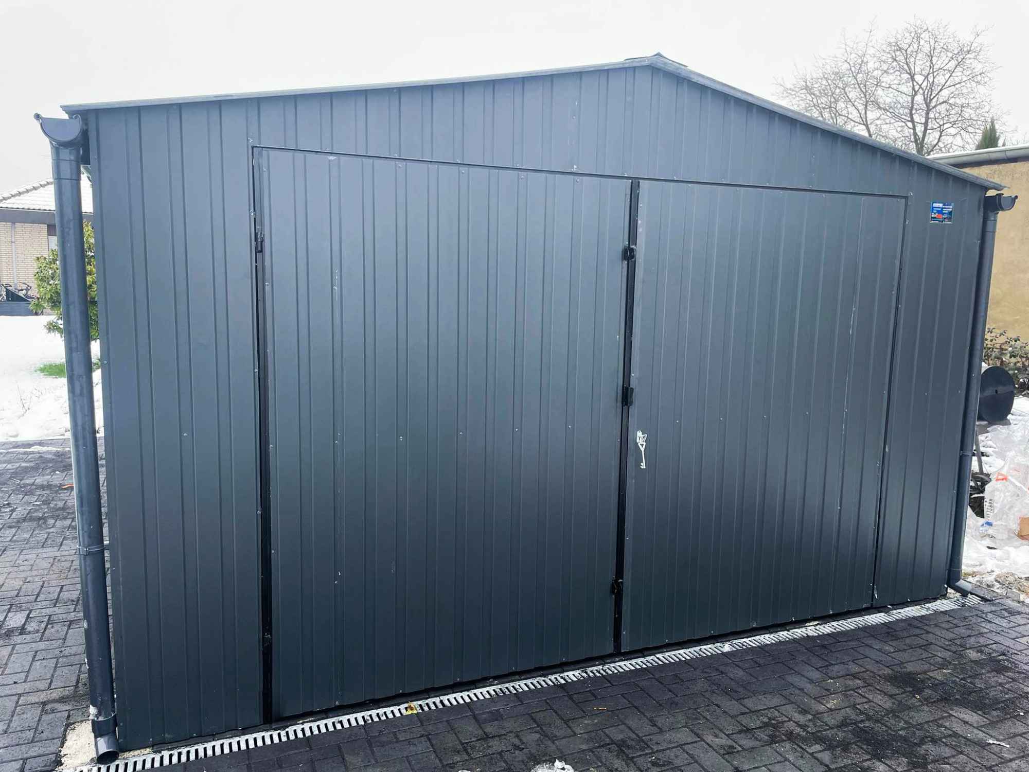 Garaż blaszany 4x5 Brama + okno Antracyt  Dach dwuspadowy GP145 Busko-Zdrój - zdjęcie 7