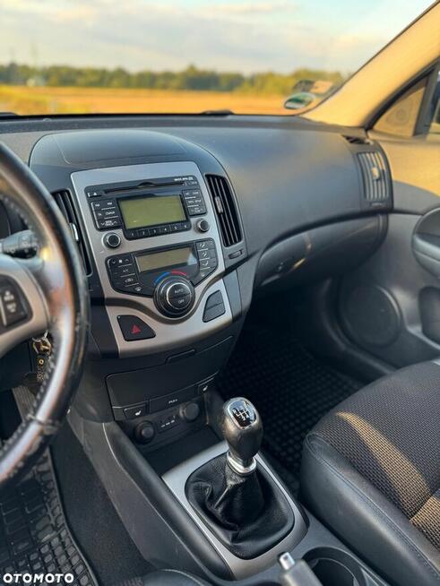 Hyundai i30 1.6 CRDi Classic EU5 Sandomierz - zdjęcie 10