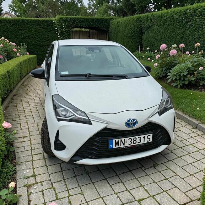 Toyota Yaris Hybrid 1.5 | 2017 | Automat | Ekonomiczna | Zad Ursynów - zdjęcie 1