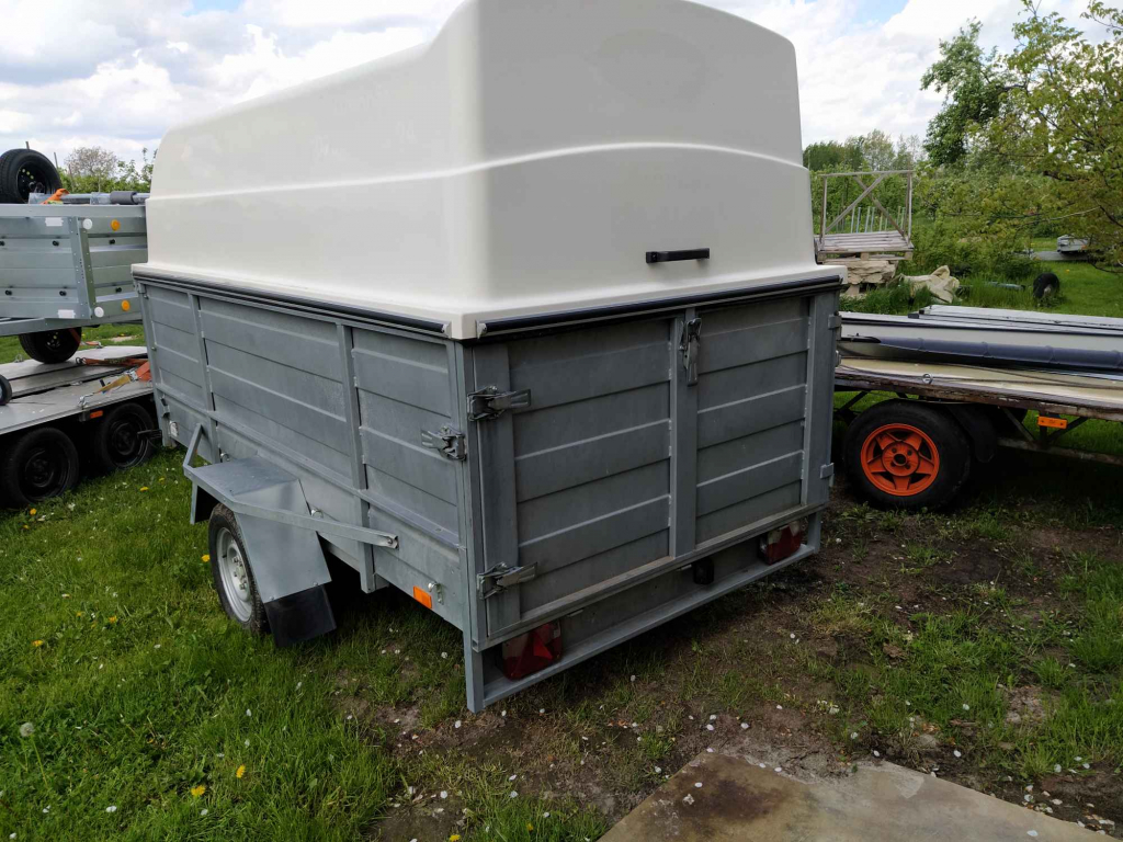 Przyczepa box kontener izoterma zamknięta szczelna zamykana ocynk 750 Osiek - zdjęcie 1
