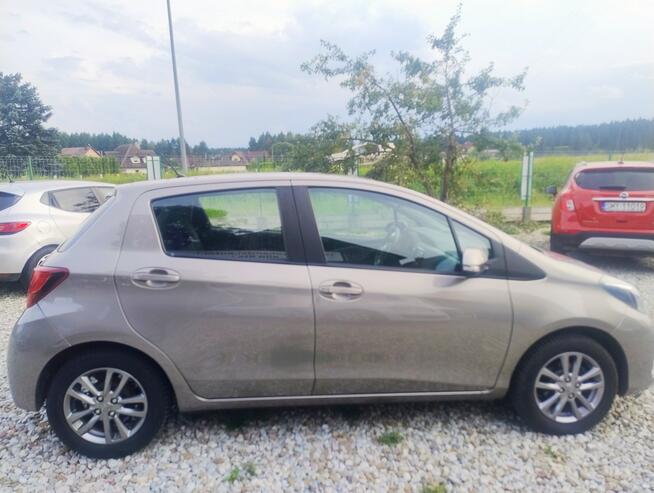Toyota Yaris 1,3*Lift*Kamera*Krajowa*Niski przebieg! Harklowa - zdjęcie 4
