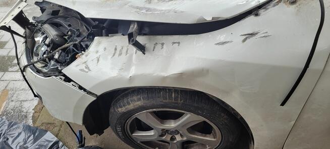 Volvo V60 2011 163KM 2.0 Diesel Uszkodzony Grunwald - zdjęcie 4