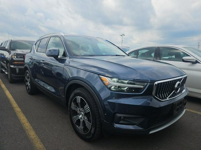 Volvo XC 40 INSCRIPTION / AWD / T5 / niski przebieg Chwaszczyno - zdjęcie 3