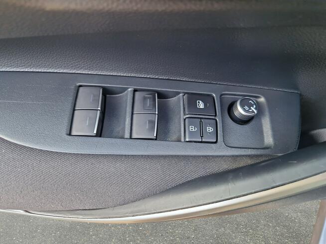 Toyota Corolla 1.5 Comfort ! Z polskiego salonu! Z fakturą VAT! Warszawa - zdjęcie 11