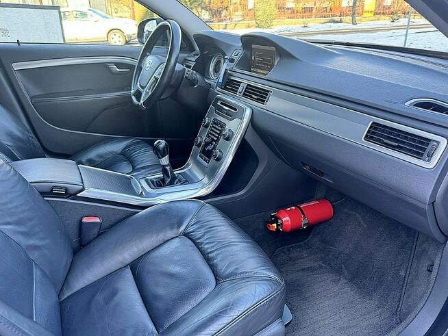 Volvo V70 5 cylindrów Xenon Navi Skóry Gwarancja Kutno - zdjęcie 12