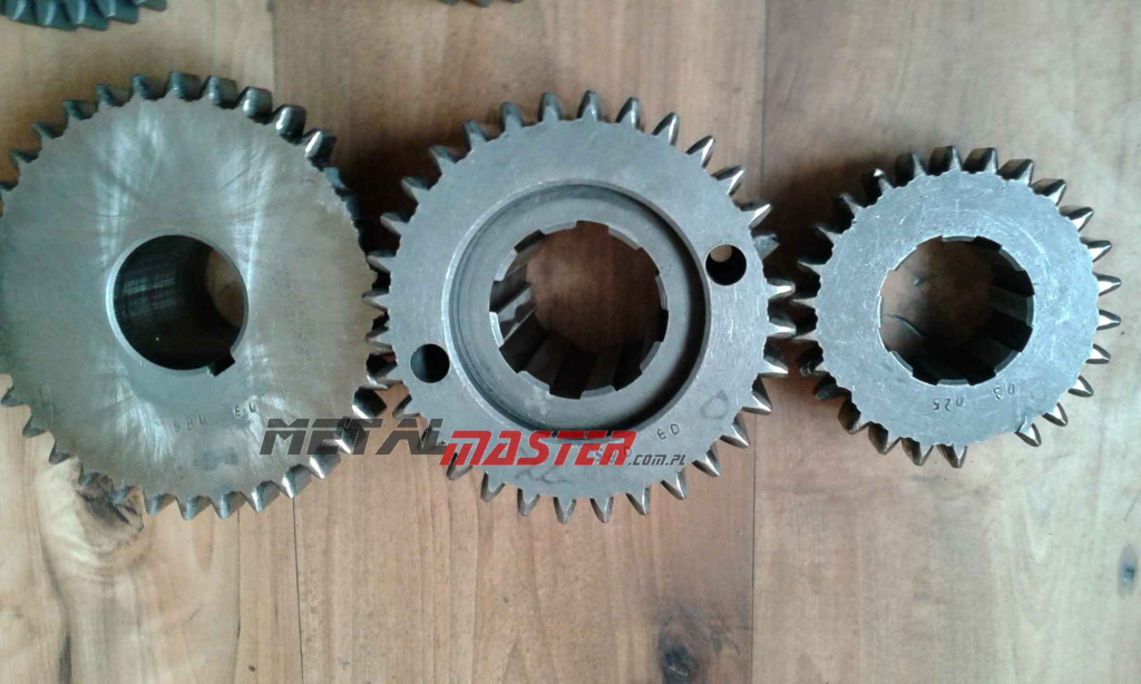 *** Koła zębate do kombajn, ciągnik*** Łózki - zdjęcie 1