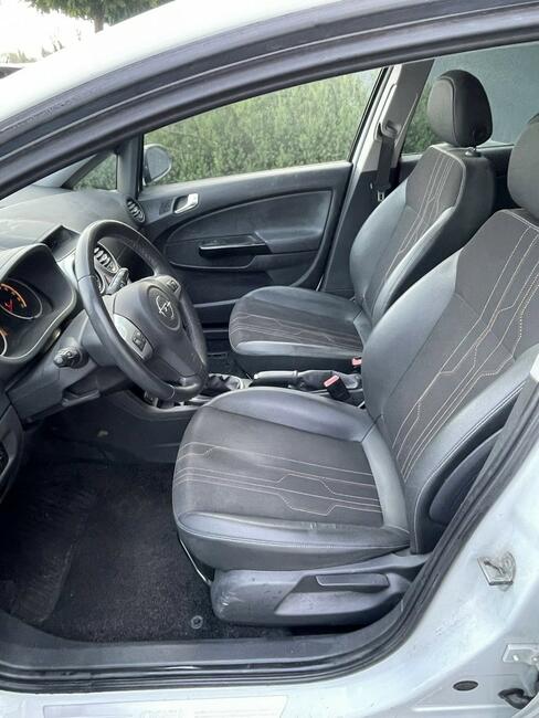 Opel Corsa 1.4 benz, bezwypadek, klimatronic, Navi Kiekrz - zdjęcie 6