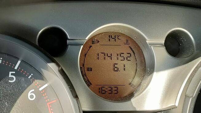 Nissan Qashqai SUV 1,6 benzyna 2007 rok Oświęcim - zdjęcie 1