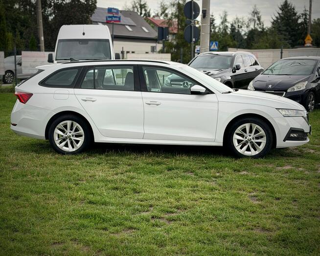 Skoda Octavia 1.5 TSI DSG 150KM 2023 Kamera Keyless Salon PL FV23% Łódź - zdjęcie 8
