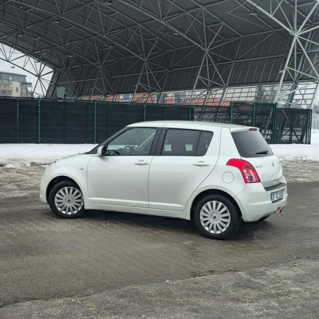 Suzuki Swift 1.3 Comfort dance Ostrów Mazowiecka - zdjęcie 10