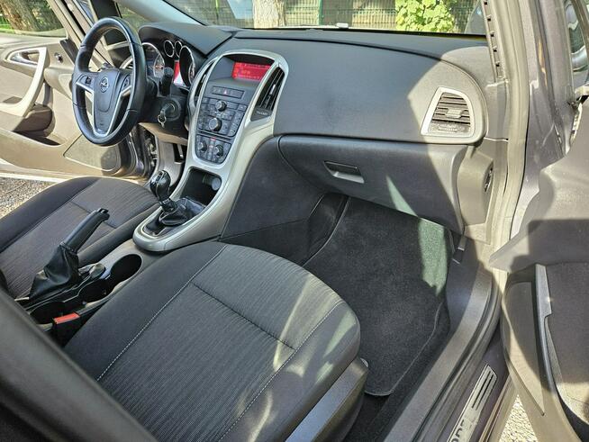 Opel Astra Podgrzewane fotele i kierownica / Klimatyzacja / Tempomat Ruda Śląska - zdjęcie 11