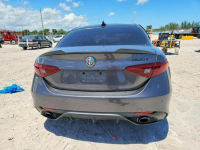 Alfa Romeo Giulia Wersja Ti / Q4 / niski przebieg Białystok - zdjęcie 6