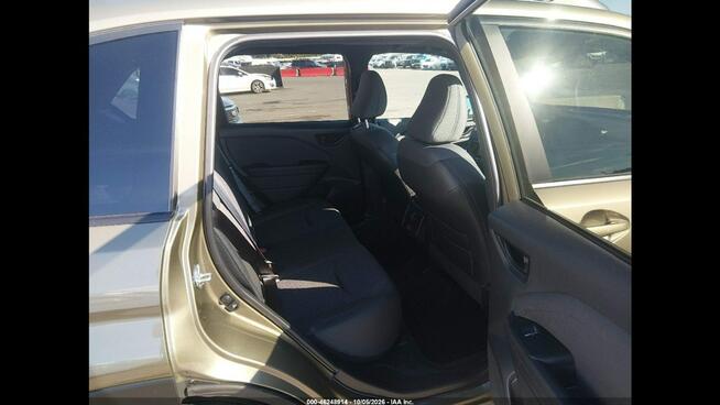 Subaru Forester Bogata wersja wyposażenia / AWD / niski przebieg Wrocław - zdjęcie 11