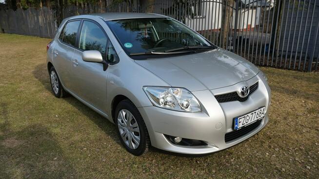 Toyota Auris zarejestrowany, ubezpieczony. Gwarancja. Polecam !!! Zielona Góra - zdjęcie 3