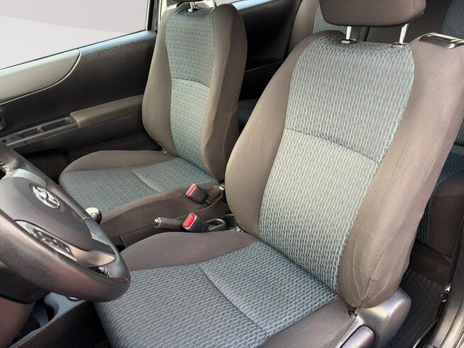 Toyota Yaris GTCVK97#1.0 69KM Klima Elektr.szyby Salon PL Gdynia - zdjęcie 12