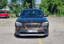 BMW X1 2.0d 204KM xDrive Bogata wersja LUXE MarrakeshBrown Skóry HiFi Warszawa - zdjęcie 2