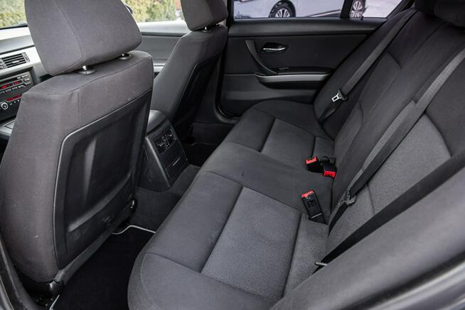 BMW 320 M47 Rozrząd z przodu ! Szyberdach ! Super Stan ! Opłacona ! Zwoleń - zdjęcie 8