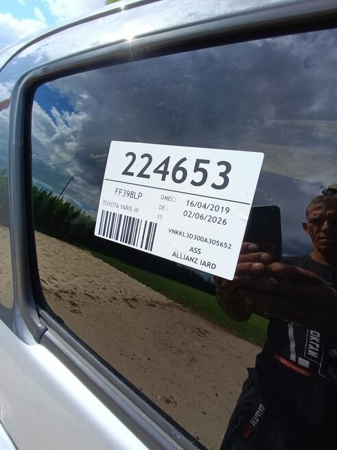 Yaris 37.000km ! Limitet Edicion Y 20 Pleszew - zdjęcie 10