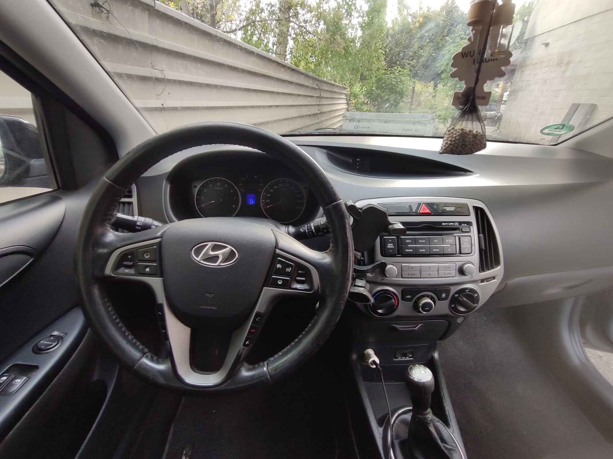 Hyundai i20 Lift 2014 ,1.2 Benzyna, Bezwypadkowy, Ekonomiczny Czyżowice - zdjęcie 10