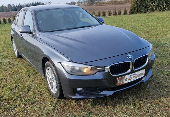 BMW Seria 3 318d Touring Blue Performance Sport Line Chojnice - zdjęcie 11