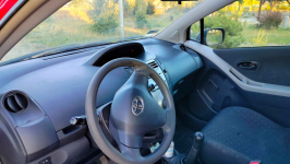Sprzedam Toyota Yaris ekonomiczne auto na dojazdy Sierpc - zdjęcie 5