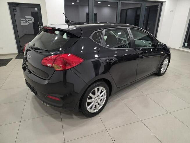 Kia Cee'd 1.6 / Bezwypadkowy/Serwisowany/Gwarancja roczna w cenie Korczyna - zdjęcie 7