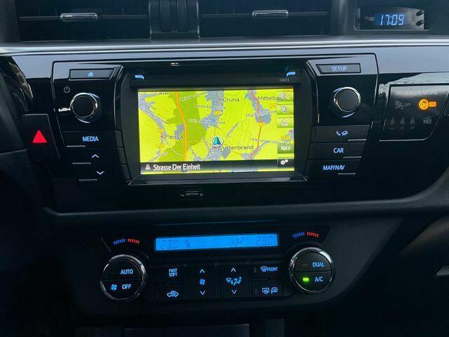 Toyota Corolla 1.6 ACTIV Rawicz - zdjęcie 12