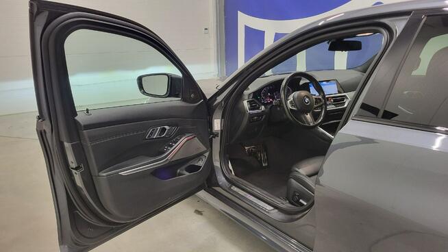 BMW 330 d xDrive M Sport sport-aut Grójec - zdjęcie 11