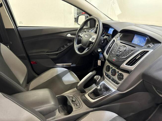 Focus 1.6 150km NAVI pdc KLIMA podgrzewane fot SERWIS 2012 Tychy - zdjęcie 4