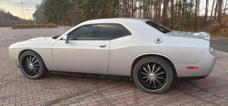 Dodge Challenger 5.7 V8 Hemi R/T Plus. Alu 22 cale. Kaliforn Wola Mrokowska - zdjęcie 9