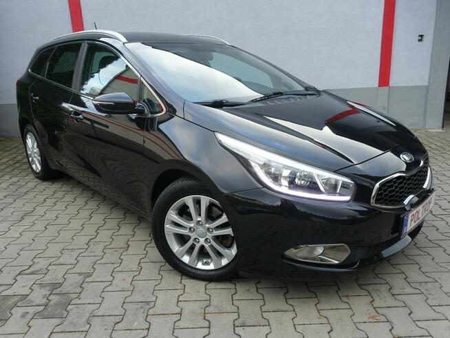 Kia Cee&#039;d 1,6D Navi Skóra Alu Klimatronik Kam.Cof. VIP Gwarancja Częstochowa - zdjęcie 4