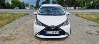 Toyota Aygo 1.0MPI 2018 bardzo bogato wyposażony Warszawa - zdjęcie 2