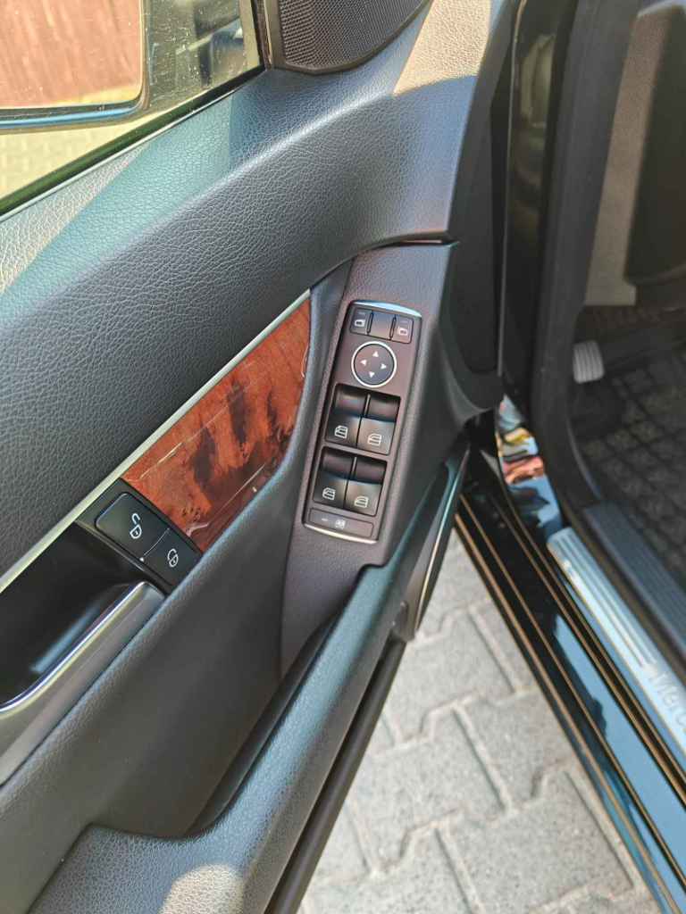 Mercedes-Benz C250 4 MATIC V6 Nowy Dwór Mazowiecki - zdjęcie 5