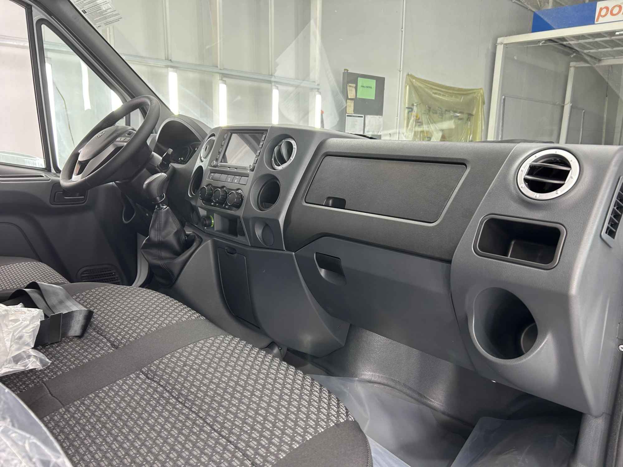 Wywrotka 3.5t - 4x2 Głogoczów - zdjęcie 5