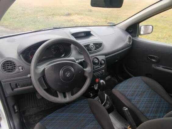 Sprzedam Renault Clio 1.5 dci Krosno - zdjęcie 7