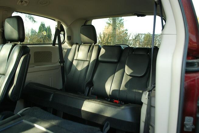 Chrysler Town &amp; Country. 3,6 benzyna / gaz LPG Słupsk - zdjęcie 12