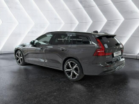 Volvo V60 B4(B) Ultra Dark *Gwarancja*FV23%* Tychy - zdjęcie 2