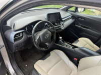 Toyota C-HR 1.8 HSD LPG Selection Jasna skóra Uszkodzony Otwock Mały - zdjęcie 11