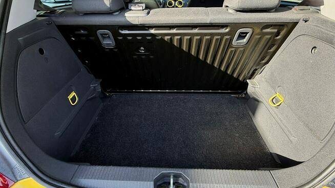 Opel Corsa Benzyna Zarejestrowany Ubezpieczony Elbląg - zdjęcie 8