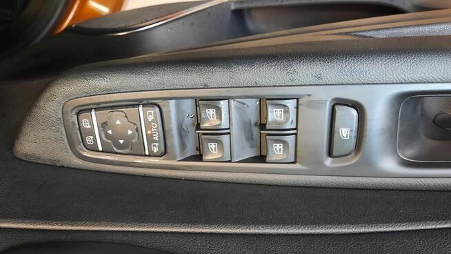 Renault Captur 0.9 Energy TCe Limited Nowa Huta - zdjęcie 12